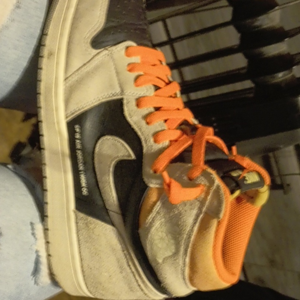 Air Jordan 1 Retro High OG men's size 11